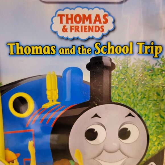 My First LeapPad Thomas the Train & Friends and the School Trip Cartridge & book - Picture 6 of 6